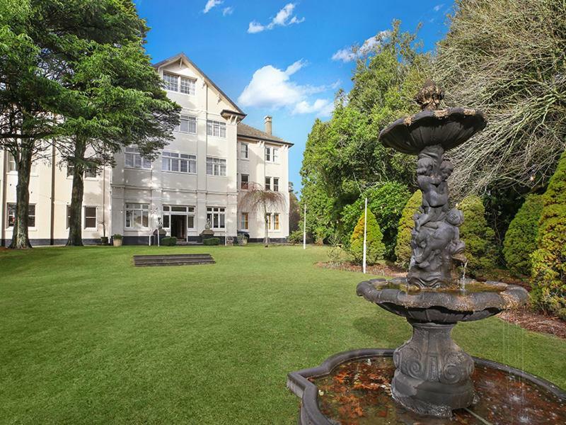 The Robertson Hotel Exterior foto